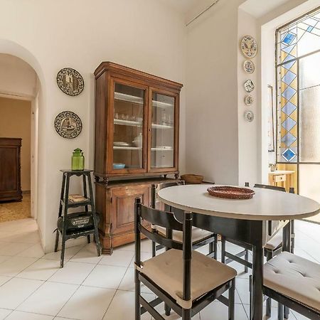 Colosseo Cozy Apartment Roma Esterno foto
