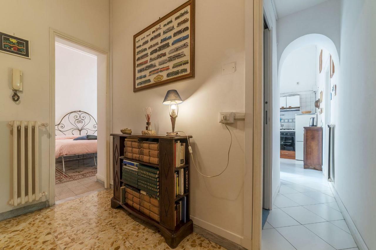 Colosseo Cozy Apartment Roma Esterno foto