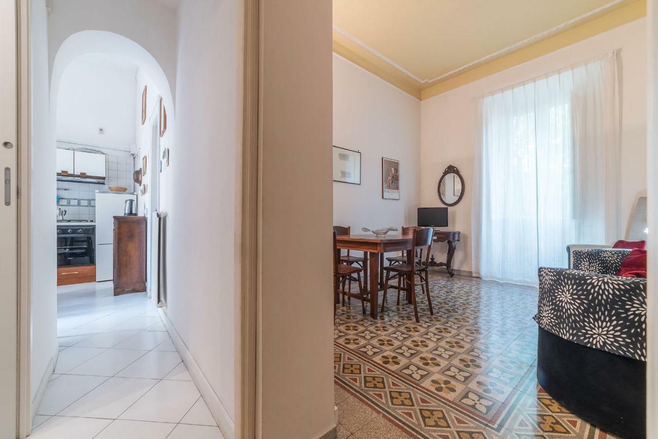 Colosseo Cozy Apartment Roma Esterno foto