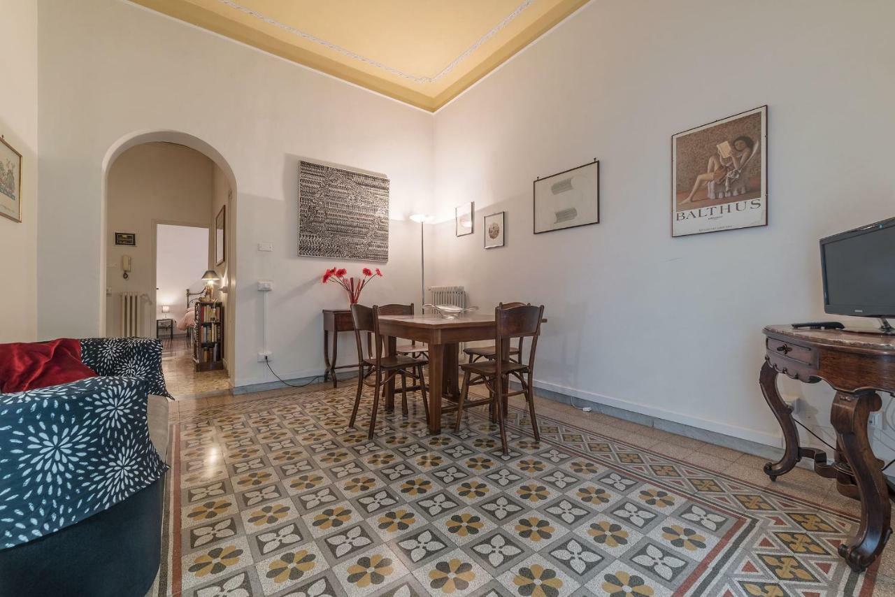 Colosseo Cozy Apartment Roma Esterno foto